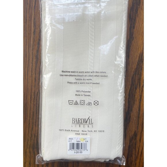 4 Bardwil Dinner Napkins Pack Ivory Linen Easy Care Soft Touch 17" x 17" New 16 - Picture 3 of 5